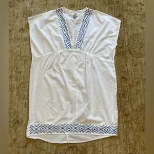 Beautiful white cotton cover up , size S, Old Navy